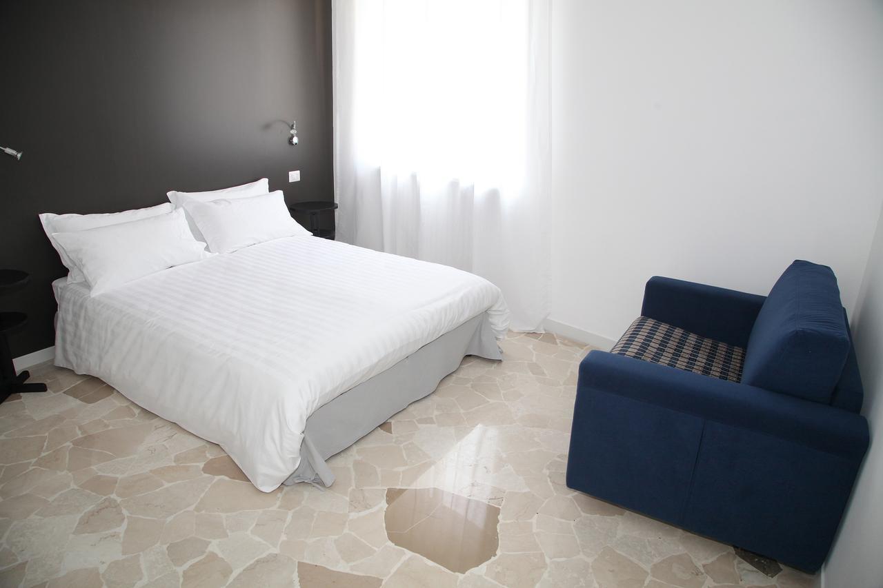 Torregiardino Bed & Breakfast Abbiategrasso Exterior foto